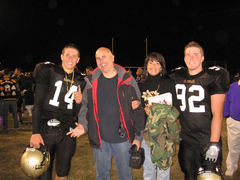 04. Kane, Ken, Lori and Trace..Kane, got wood..jpg