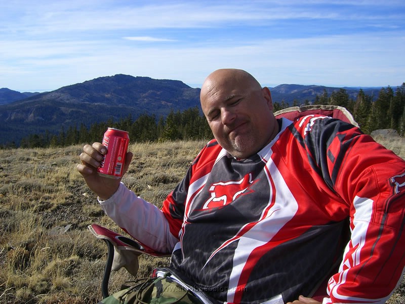 078. Great spot for a Ken having a beer at lunch photo..jpg