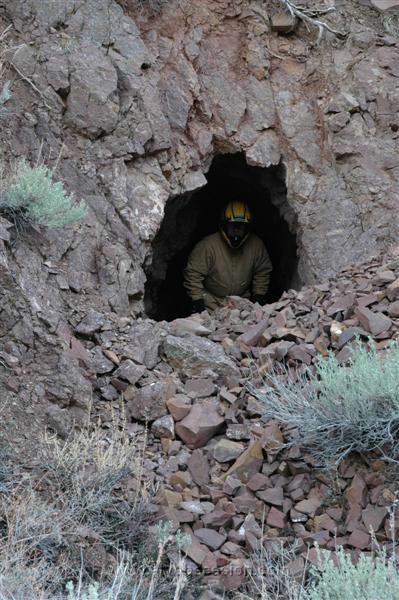 058. A Little Farther Up The Road We Find a Shaft In The Mountain..jpg