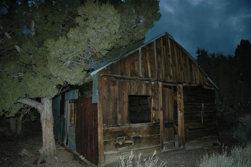 064. An Old Abandoned Cabin..jpg