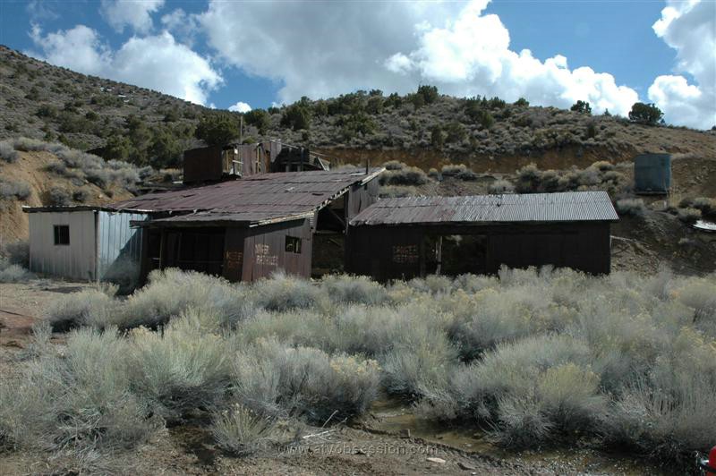 084. Moving On We Locate The Mina Mine..jpg