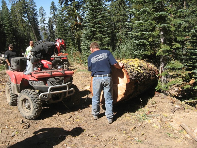 033. Larry provides some pull power..jpg