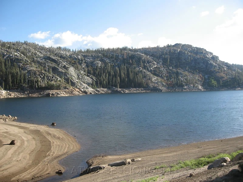 45. Definitely the nicer end of the lake..jpg