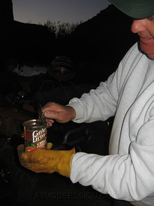 258. Steve shows off his heated grip Chili cooker..jpg