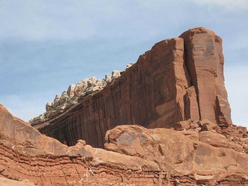 074. Very cool..red on the bottom and white-ish on top..jpg