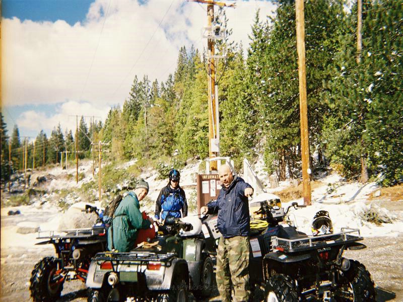 101. Ken, Dusty, Terry get read to hit the Fordyce Creek Trail.jpg