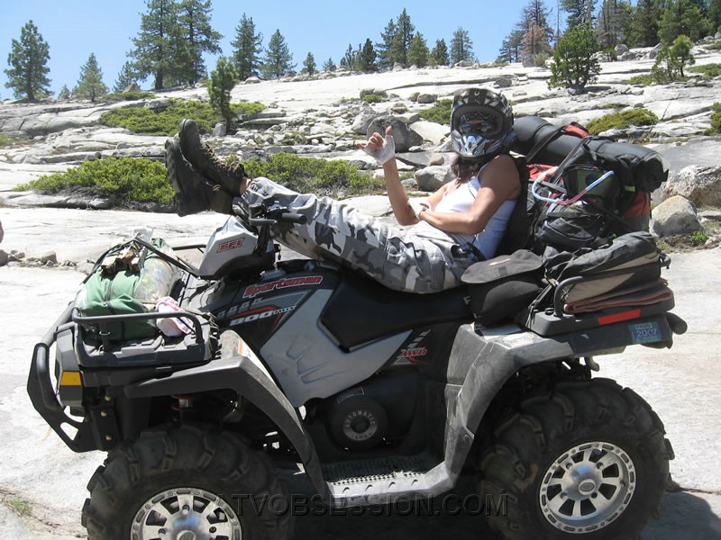 072. Lori gives the thumbs up..jpg