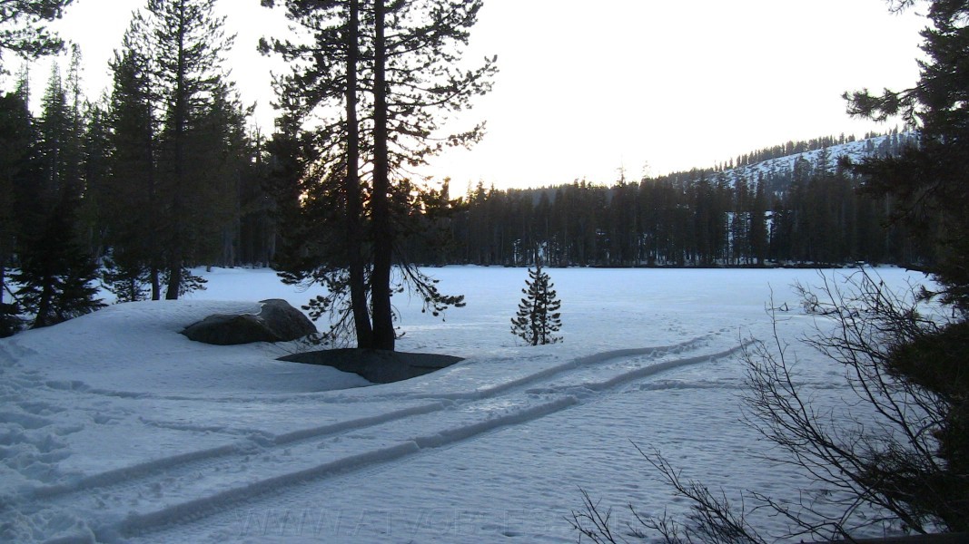 03. Tracks to no where..jpg