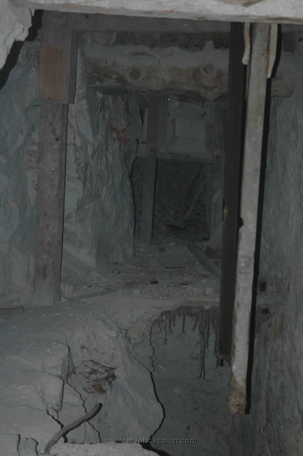 101. That shaft ends, so we turn left..jpg